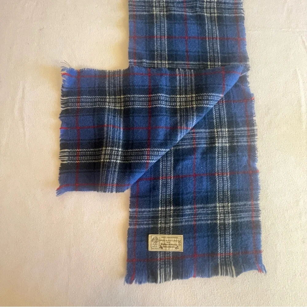 Vintage Blue Tartan 100% Lambswool Scarf Made in Scotland Heritage Wool Preppy